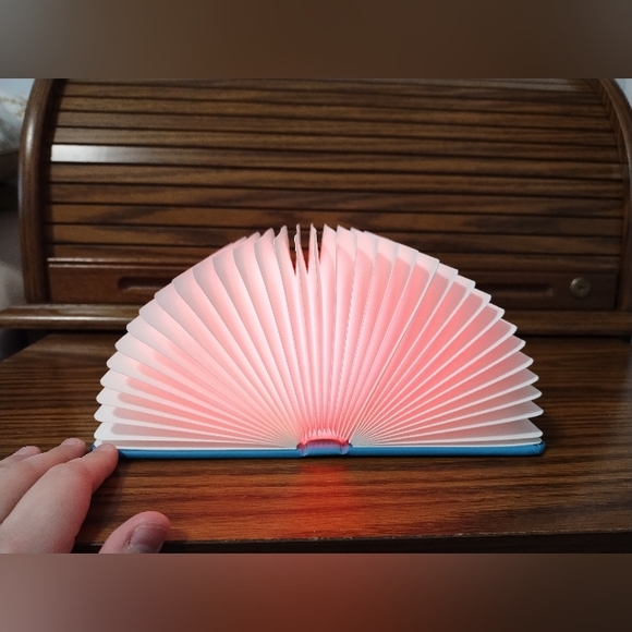 🟢3/$11 LED Creative Book Light - Picture 8 of 10